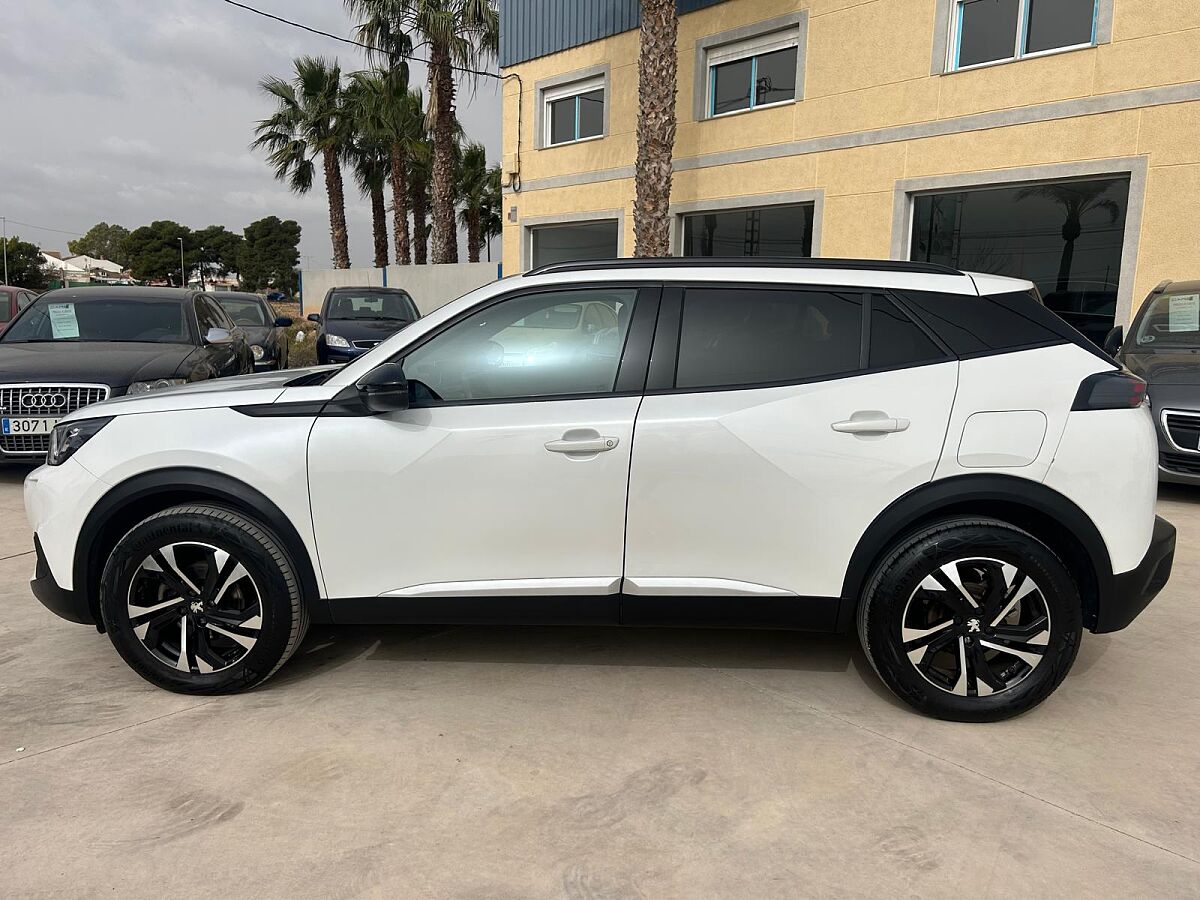 PEUGEOT 2008 ALLURE 1.2 E-THP AUTO SPANISH LHD IN SPAIN 28000 MILES SUPER 2022